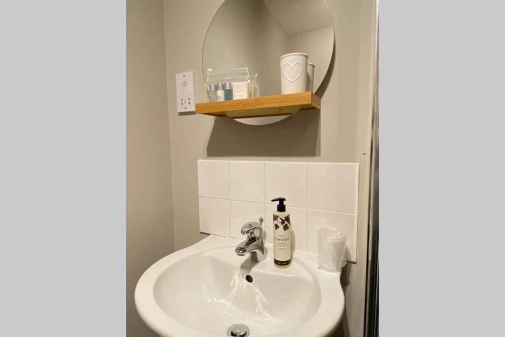 Peter Pan Apartment In The Heart Of Inverness Dalneigh Εξωτερικό φωτογραφία
